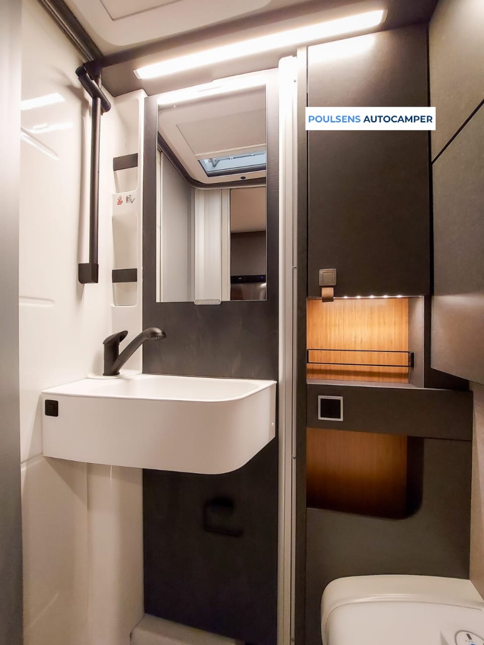 Salle de bain du Hymer ML‑T 570 CrossOver