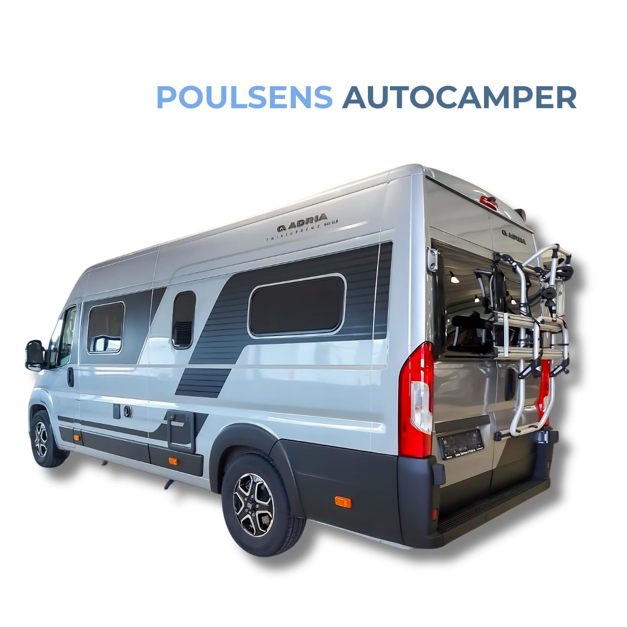 Vue arrière du Adria Twin Supreme 640 SLB avec auvent
