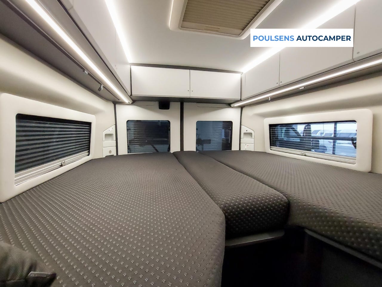 Espace couchage du Adria Twin Supreme 640 SLB avec lits simples