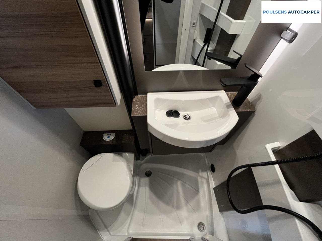 Salle de bain du Bürstner B66