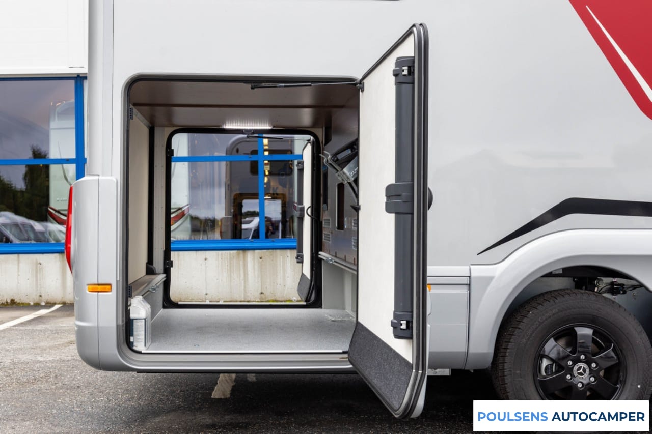 Vue extérieure du camping‑car intégral Bürstner Elegance I 910 G 2023 neuf