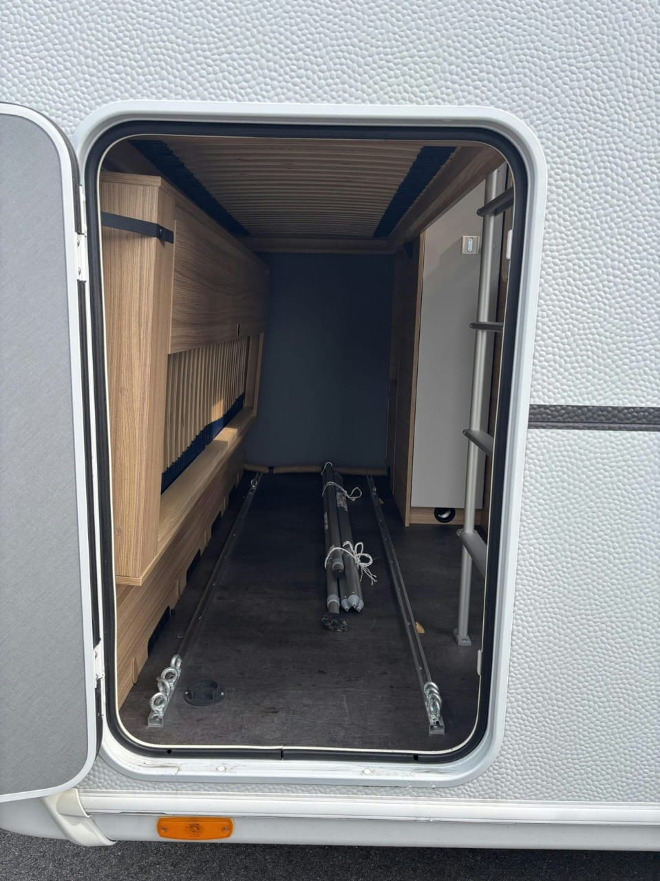 Vue extérieure de la Dethleffs Camper 530 FSK 2022