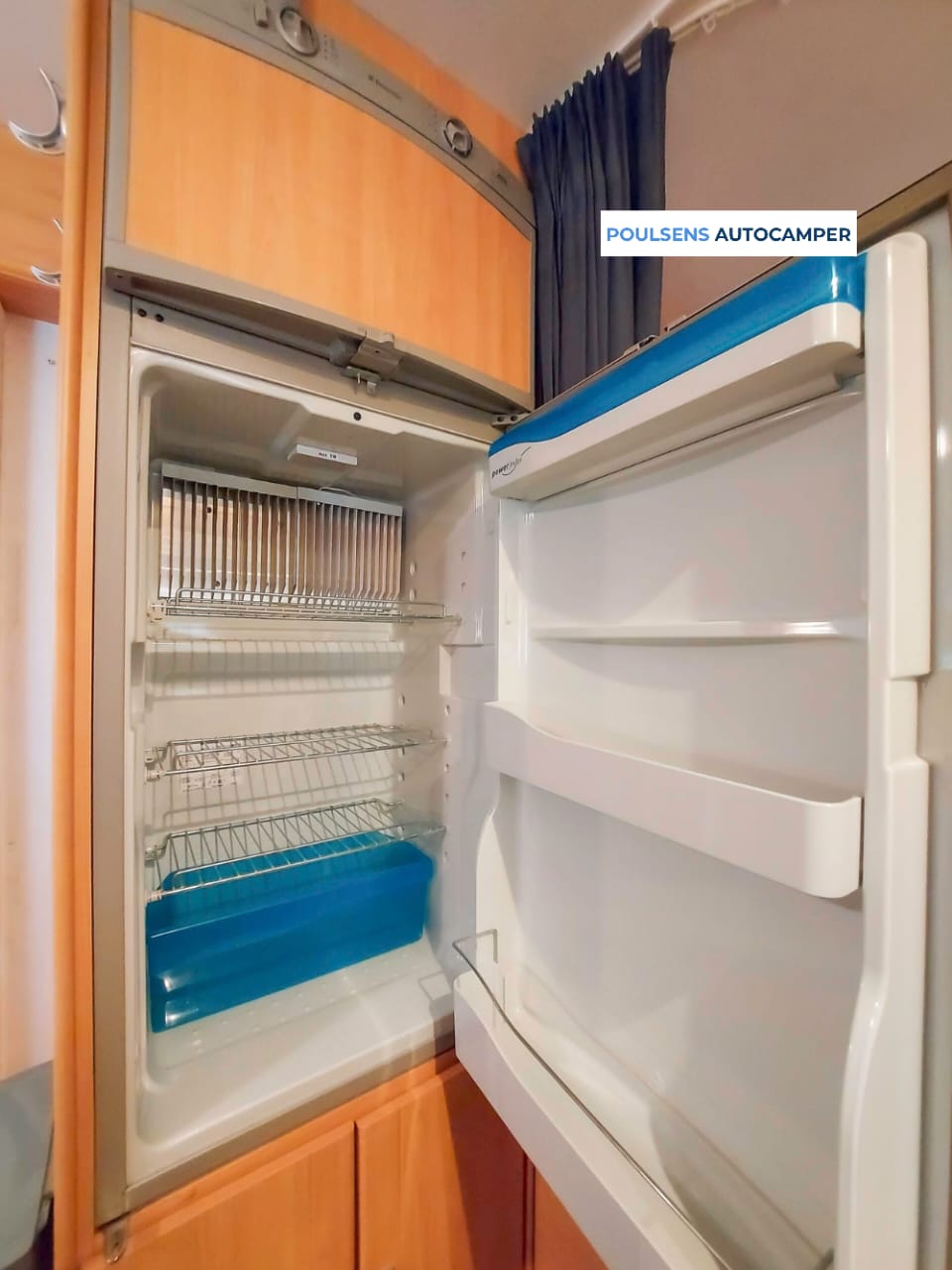 Cuisine du LMC Liberty TI 662 2007 avec réfrigérateur