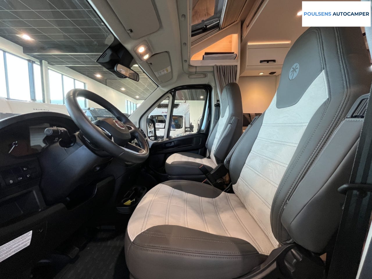 Cabine avant du Sunlight T 68 Adventure Edition